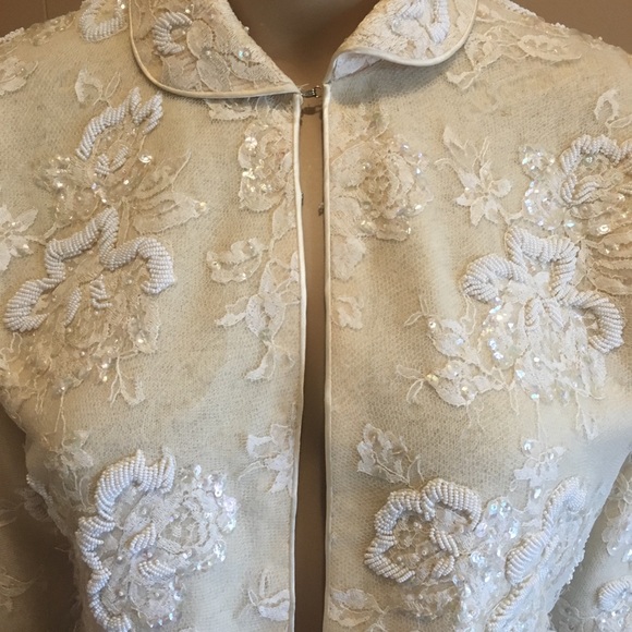 Vintage 1950’s Heavily Beaded Cardigan - Picture 2 of 8